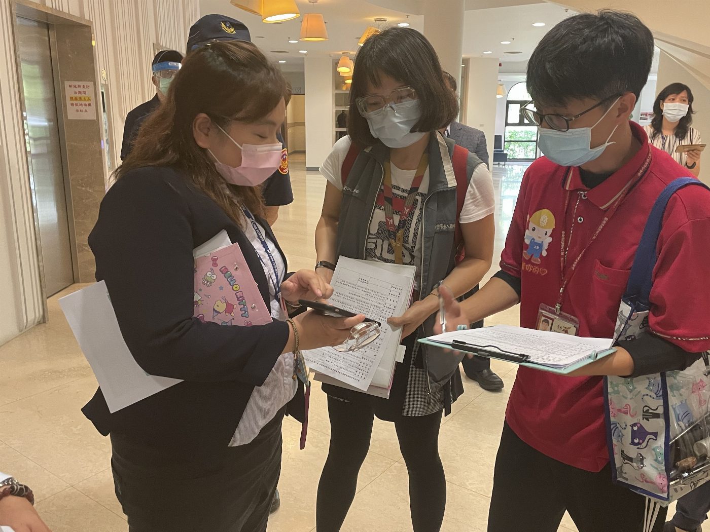 臺南市加強查察防疫措施　落實移工工作指引