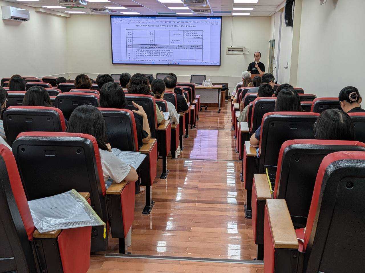 深度耕耘學區邊界：臺南推動「分區座談」，強化身心障礙學生的學習藍圖建構