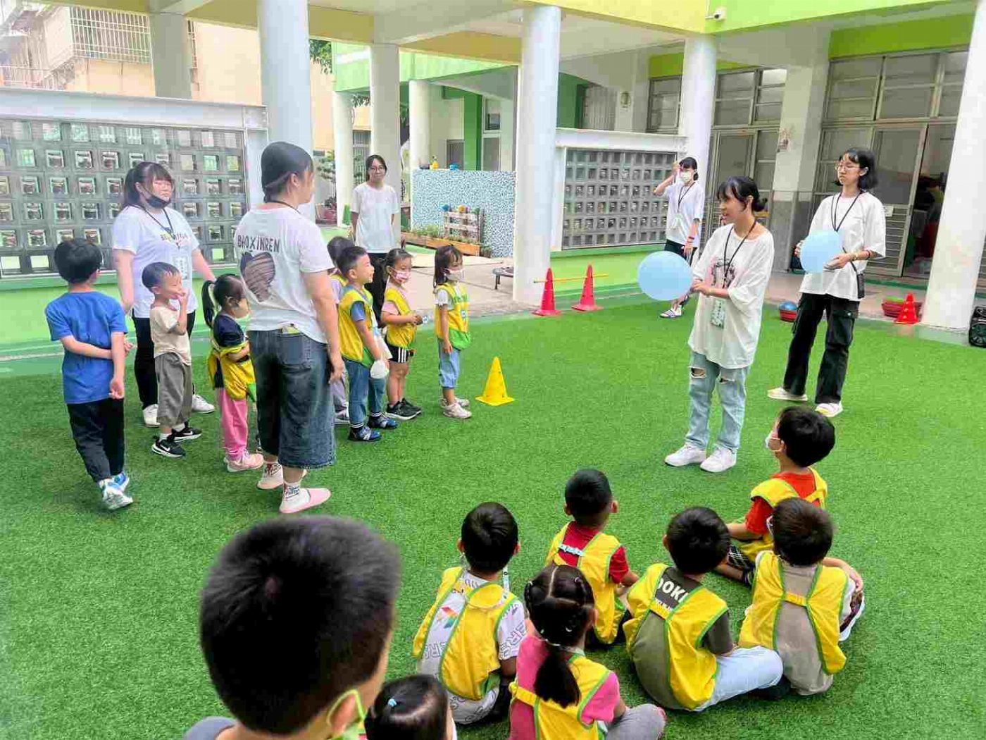 南應大師培中心幼教學程辦理「教育史懷哲計畫」　以可愛動物為主題走入小康幼兒園溫暖陪伴