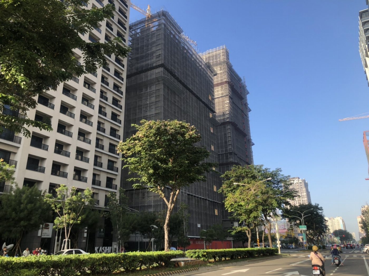 林燕祝質疑南市人口不升反減，房價卻居高不下，市府是無能還是無方?