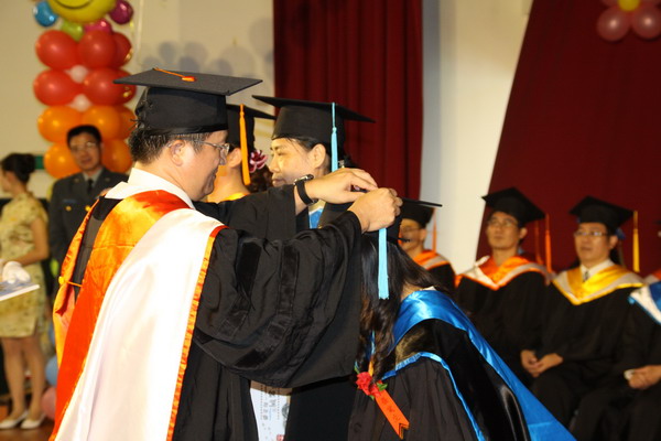 台灣首府大學畢業典禮 前教長吳清基勉畢業生充實能力 尋找就業藍海
