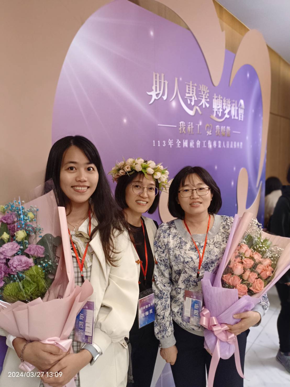社工日向辛苦的社工人員致敬！  台灣世界展望會台南市社工督導與社工員齊獲衛福部表揚