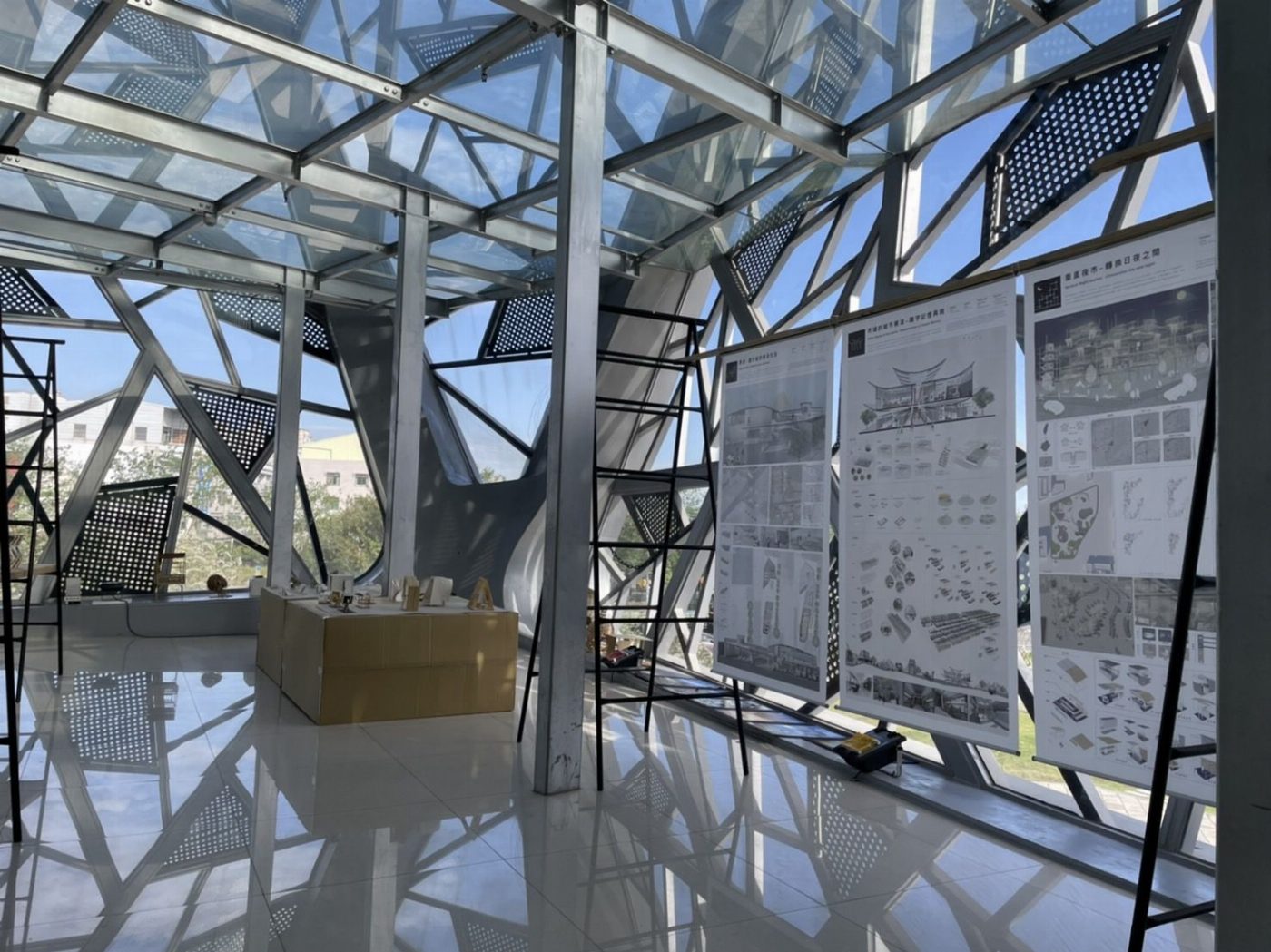 崑山科大空設系USR團隊發揮環保意識 舉辦臺江流域學習展