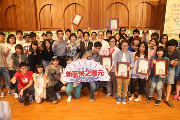 「102年台南劇展-公用頻道影片徵件活動」評選，『台南人的城市故事』12部入選