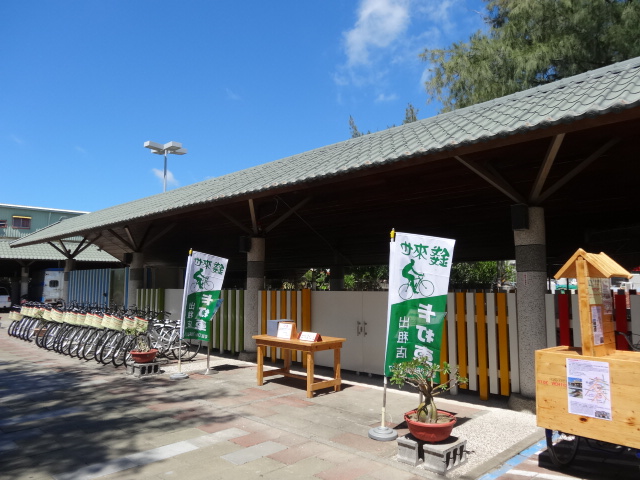 錢來也商店旁停車棚裝修工程完工
