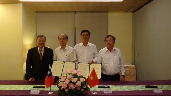 南臺科技大學與姐妹校越南胡志明農林大學簽署雙學位合作協定