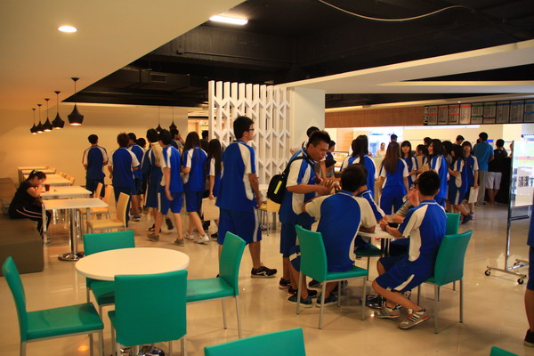 台灣首府大學與新榮中學簽署附屬機構蓮潭會館產學合作