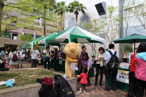 台糖長榮酒店「為小腳ㄚ找愛的家」兒童節公益講座、園遊會