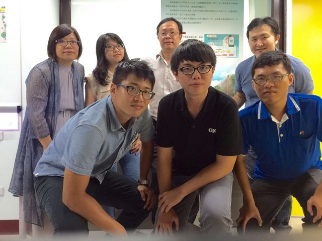南臺科技大學創新育成中心培育企業獲肯定新鉅峰國際科技有限公司勇奪「破殼而出企業」殊榮
