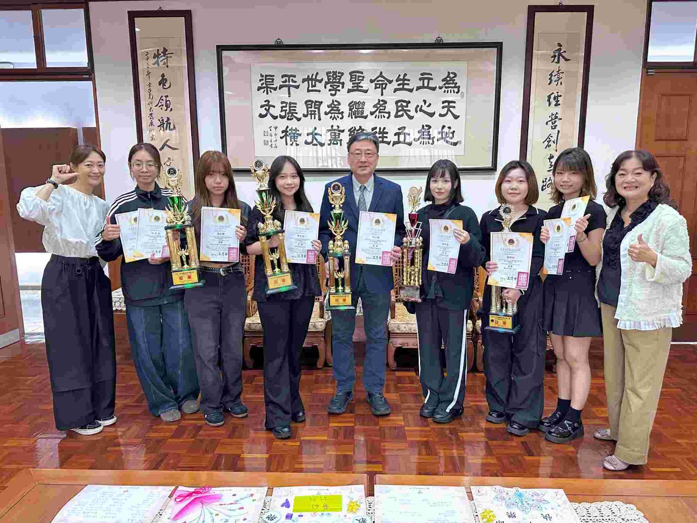 實力是最美的底妝   南應大美容系「國際美業大賽」奪八獎項