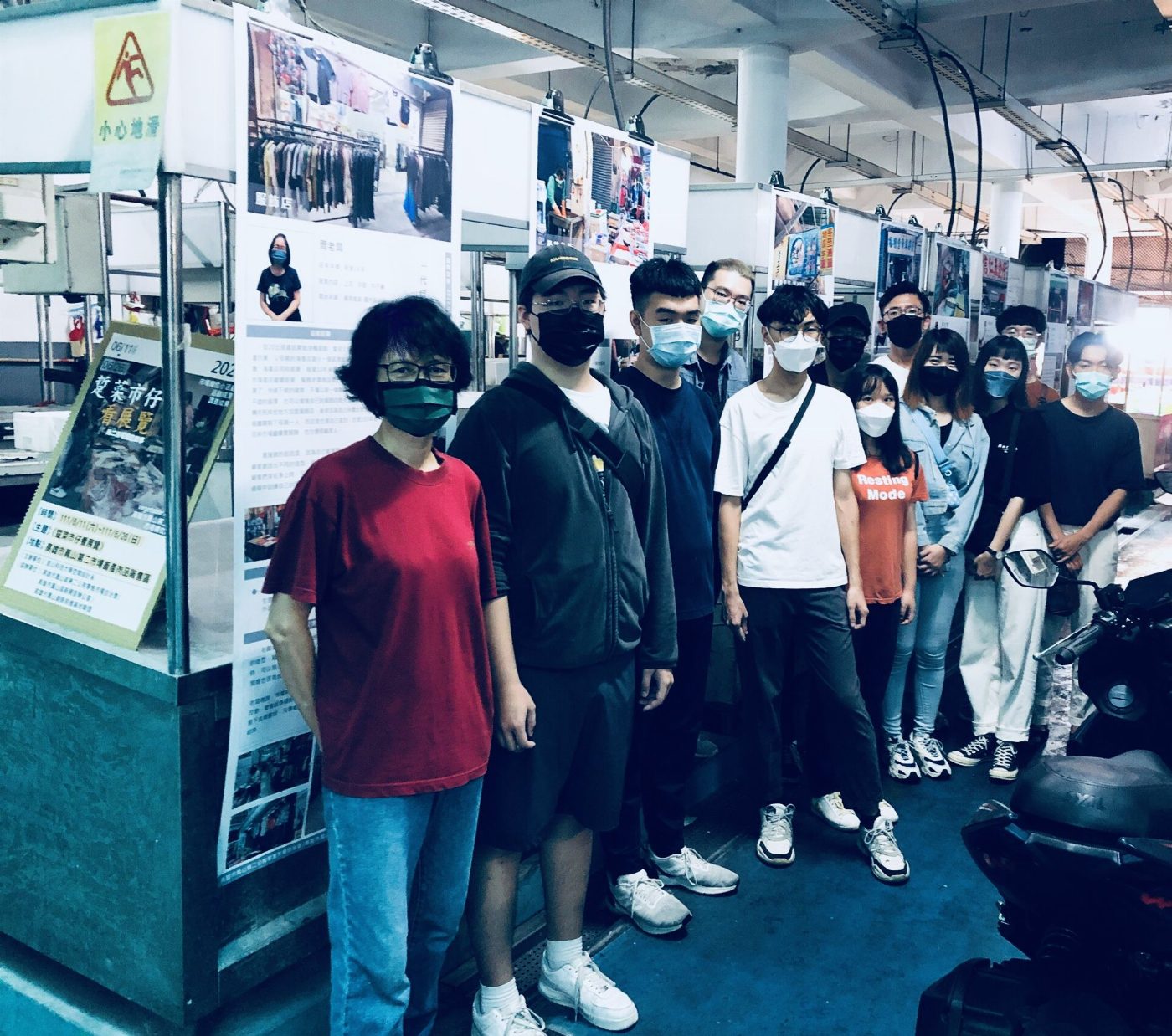 崑山科大空設系改造鳳二市場閒置空間 「踅菜市仔看展覽」記錄攤商故事