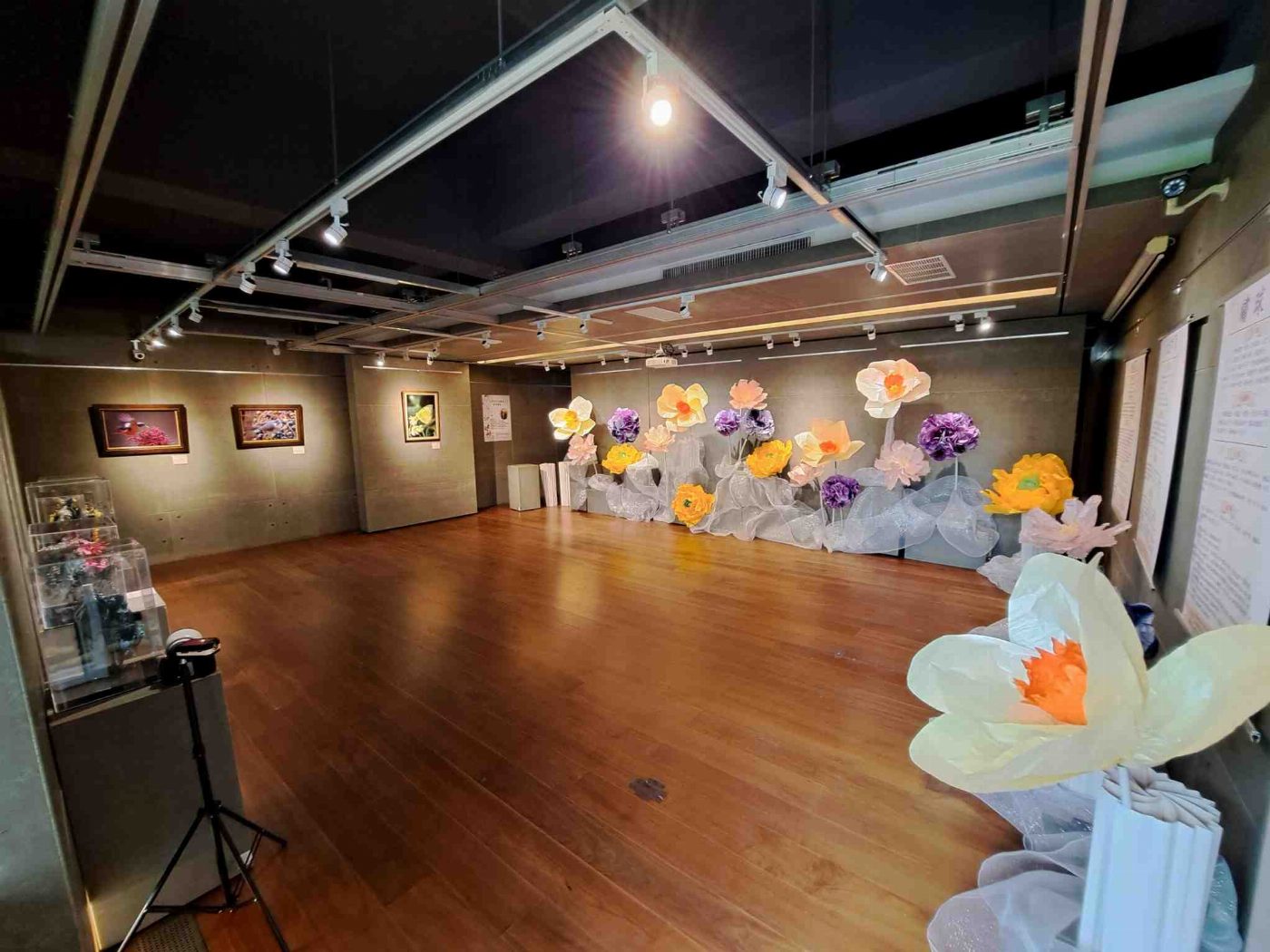 台南應用科技大學「不凋花裝置藝術」教師聯展