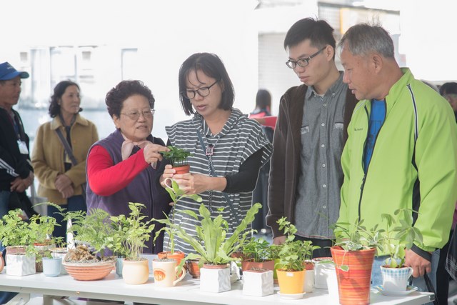 嘉南藥理大學樂齡大學成果發表暨愛心義賣