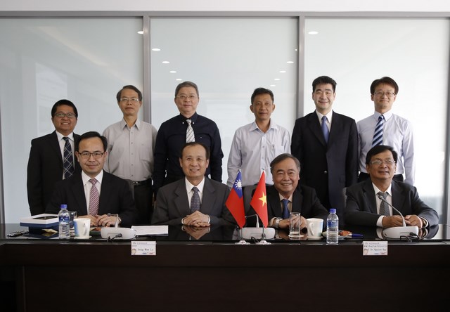 推動新南向  南臺科技大學與越南胡志明市農林大學簽定交換學生合約