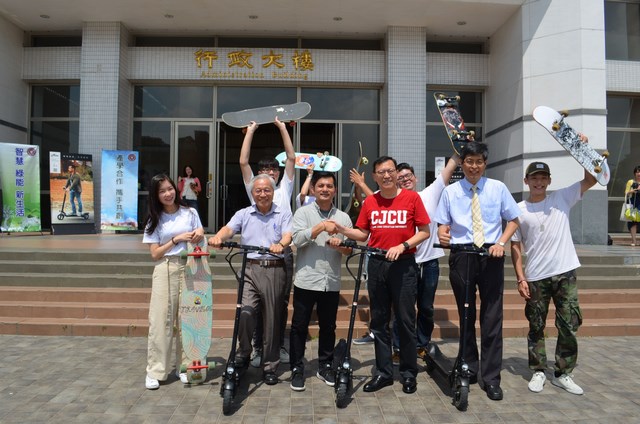 長榮大學與昱盛公司簽訂產學合作意向書 打造微距行動綠生活