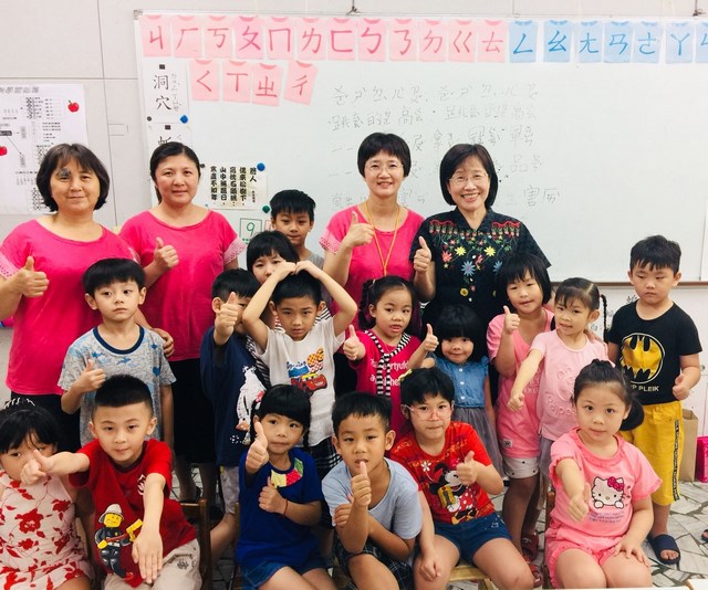 黃秀霜出席大臺南婦女會幼兒園畢業成長生活營閉幕典禮  重申廣設公立幼兒園主張