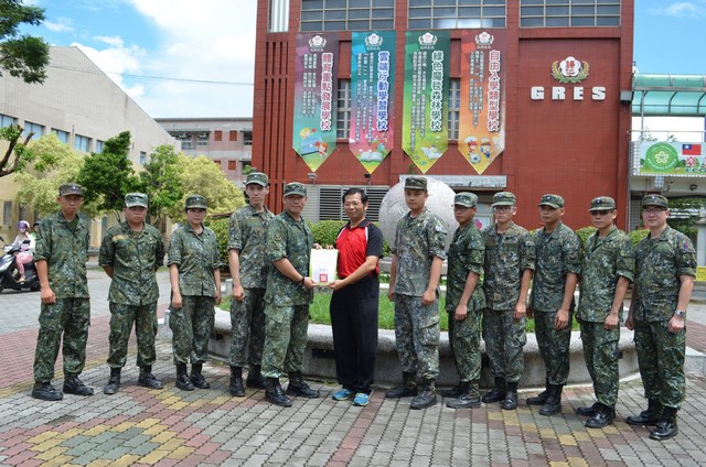 陸軍航空特戰指揮部8/21至「歸仁國小愛民打掃」