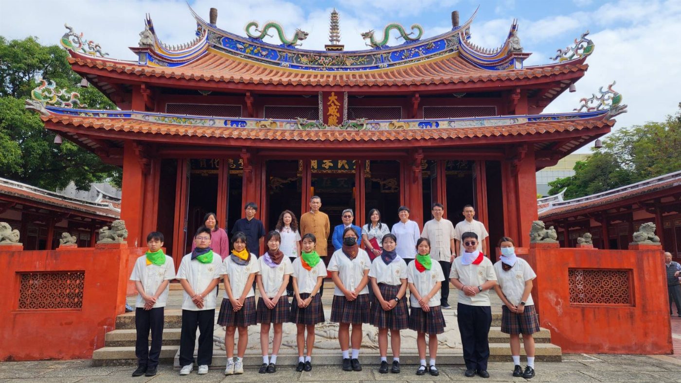 光華學士春季祭孔，國際交換生「聞喜宴」獻唱