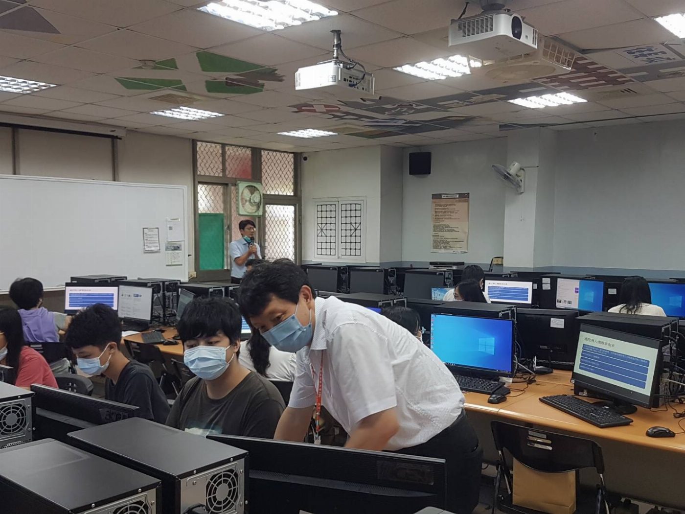 崑山科大資傳系辦理「攝影國際認證教師研習營」 學員再考取專業證照