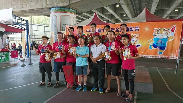 南大招收滑輪溜冰選手嶄露成果 為南市爭光