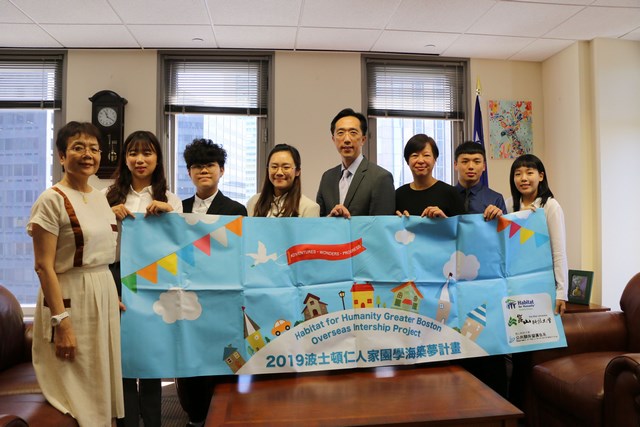 崑山科大公廣系波士頓實習團隊 臺灣日推廣農產與新年習俗 外國人驚豔