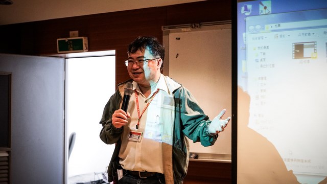 全球足球鞋廠商龍頭蒞臨崑山科大演講 楊振寧分享製鞋業經驗