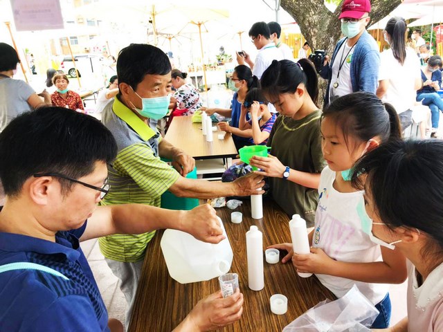 「中油前鋒路CUP&GO來速咖啡」牽手青農一起拚防疫