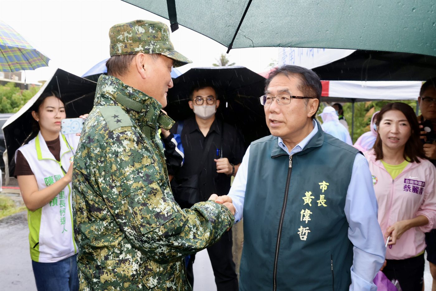 安南區重大火災‧市長黃偉哲感謝國軍與民間力量共同協助復原工作