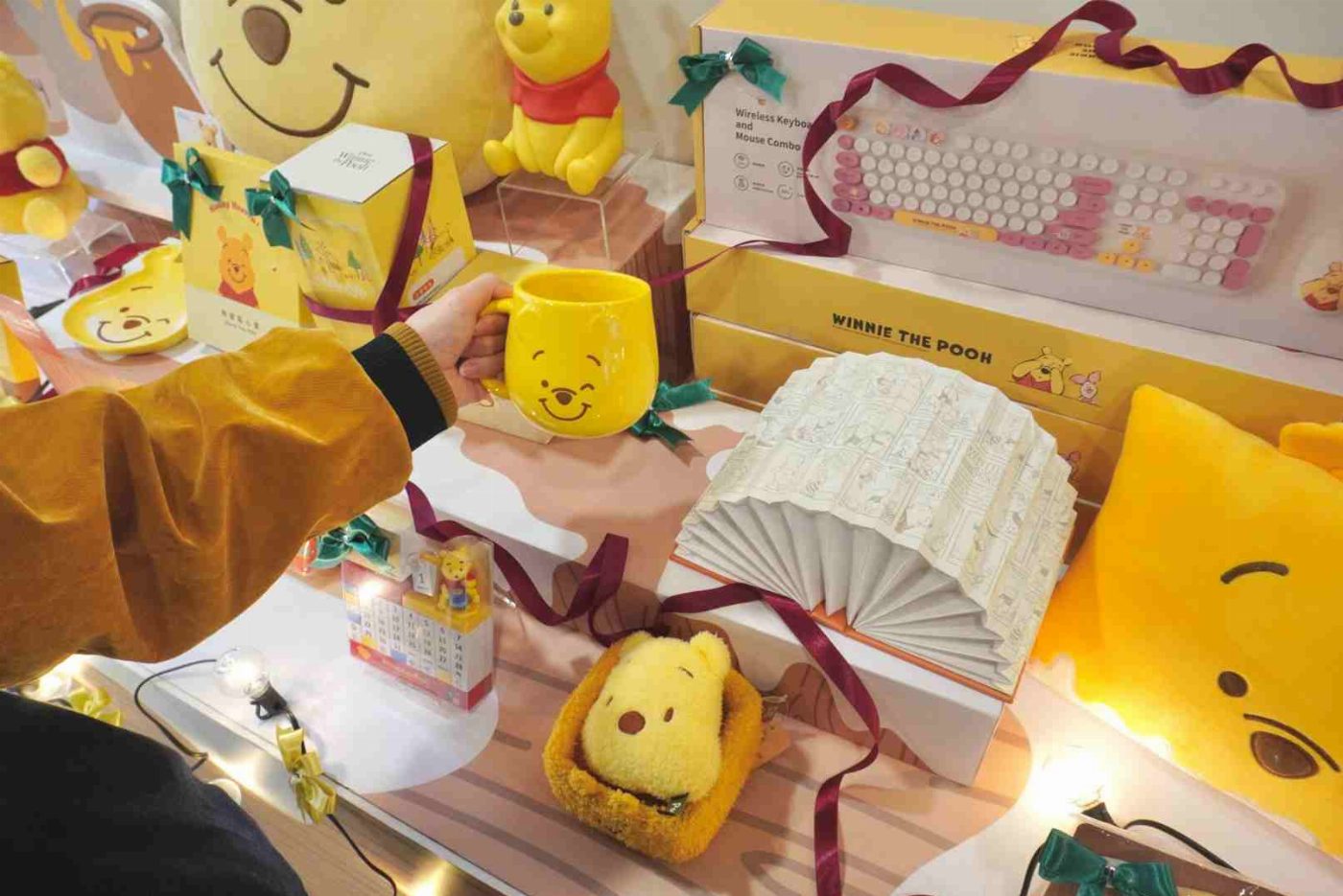 「norns小熊維尼蜂蜜日」暖心登場！台南新光三越快閃店打造冬日甜蜜世界   維尼粉絲的專屬回饋！滿額送驚喜、打卡再贈禮