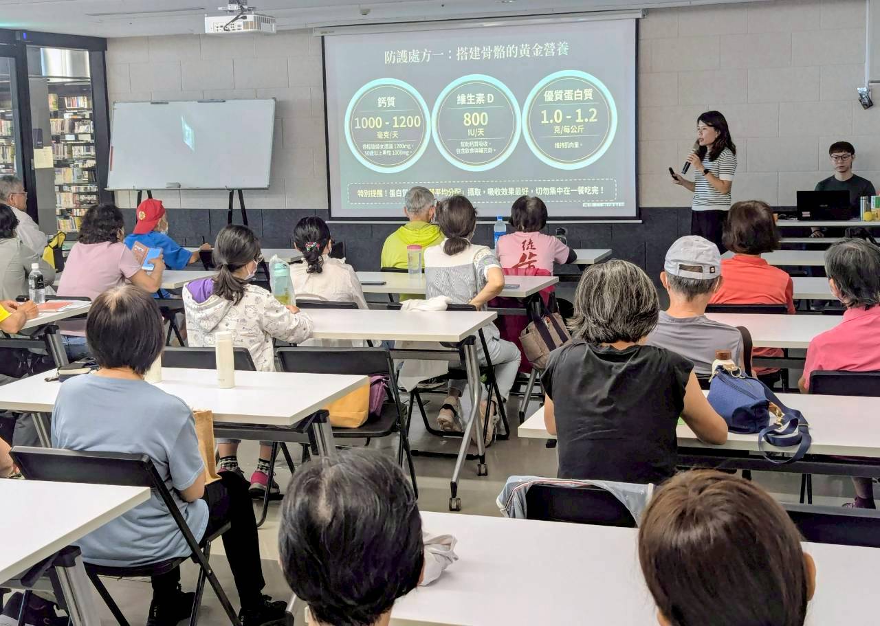 健康知識走進圖書館！南市圖攜手奇美醫院推樂齡健康系列  多元課程陪伴市民健康老化