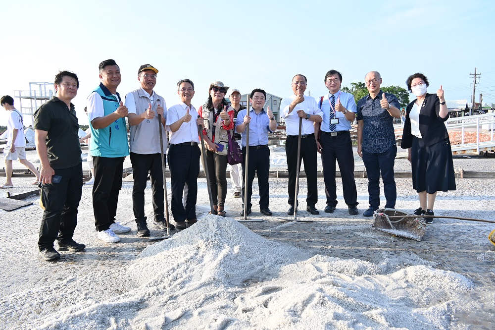 台灣與日本鹿兒島出水市積極交流   辦理台日生態攝影聯展暨觀光圈產業推介會 攜手推動生態旅遊