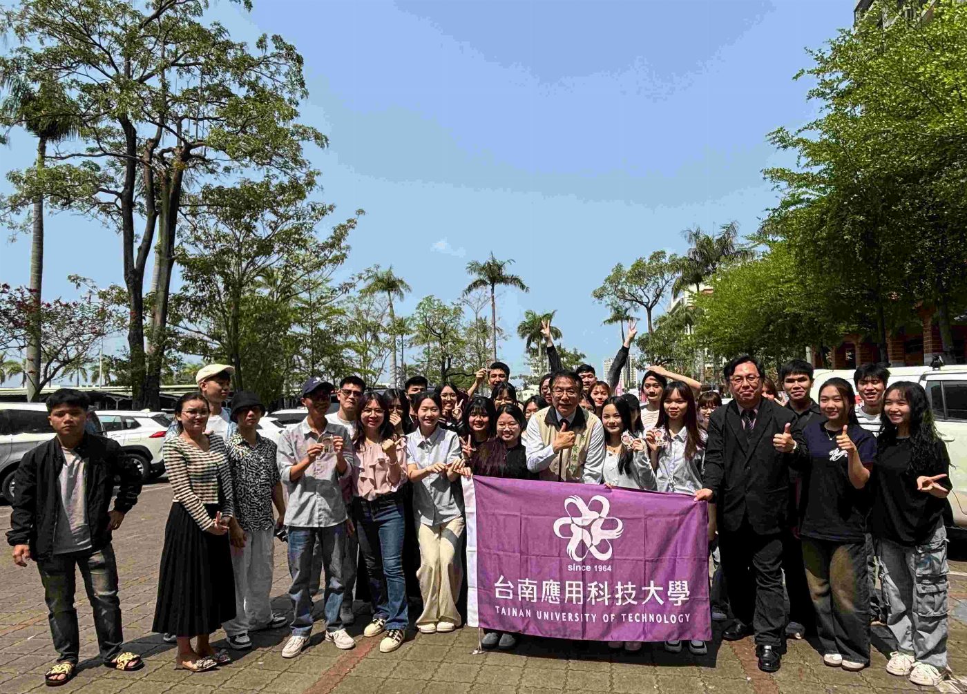 台南應用科技大學「外籍學生」歡喜參與114年「歡慶穆斯林開齋嘉年華活動」