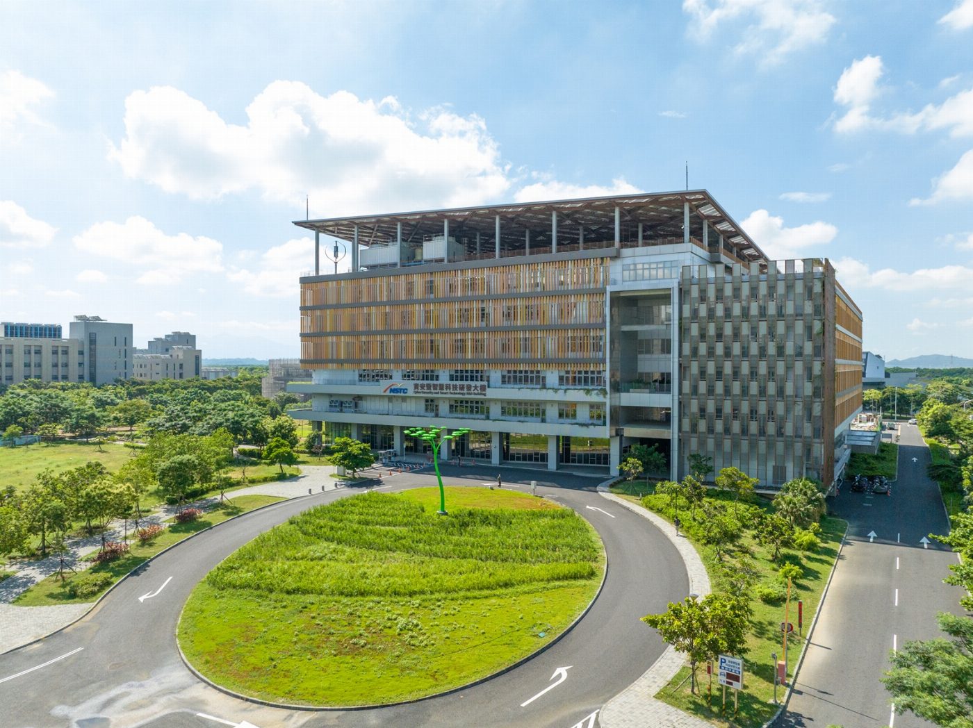 臺南市政府與AMD攜手提供AI算力加速產業升級