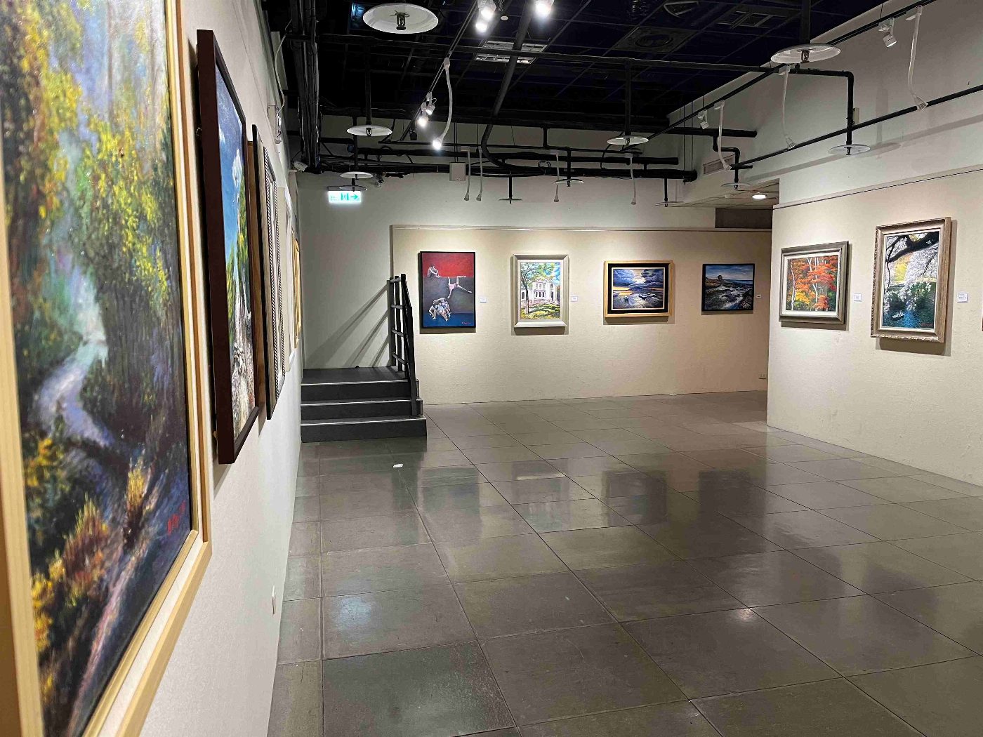 《輝彩鄉土情—陳輝榮油畫個展》