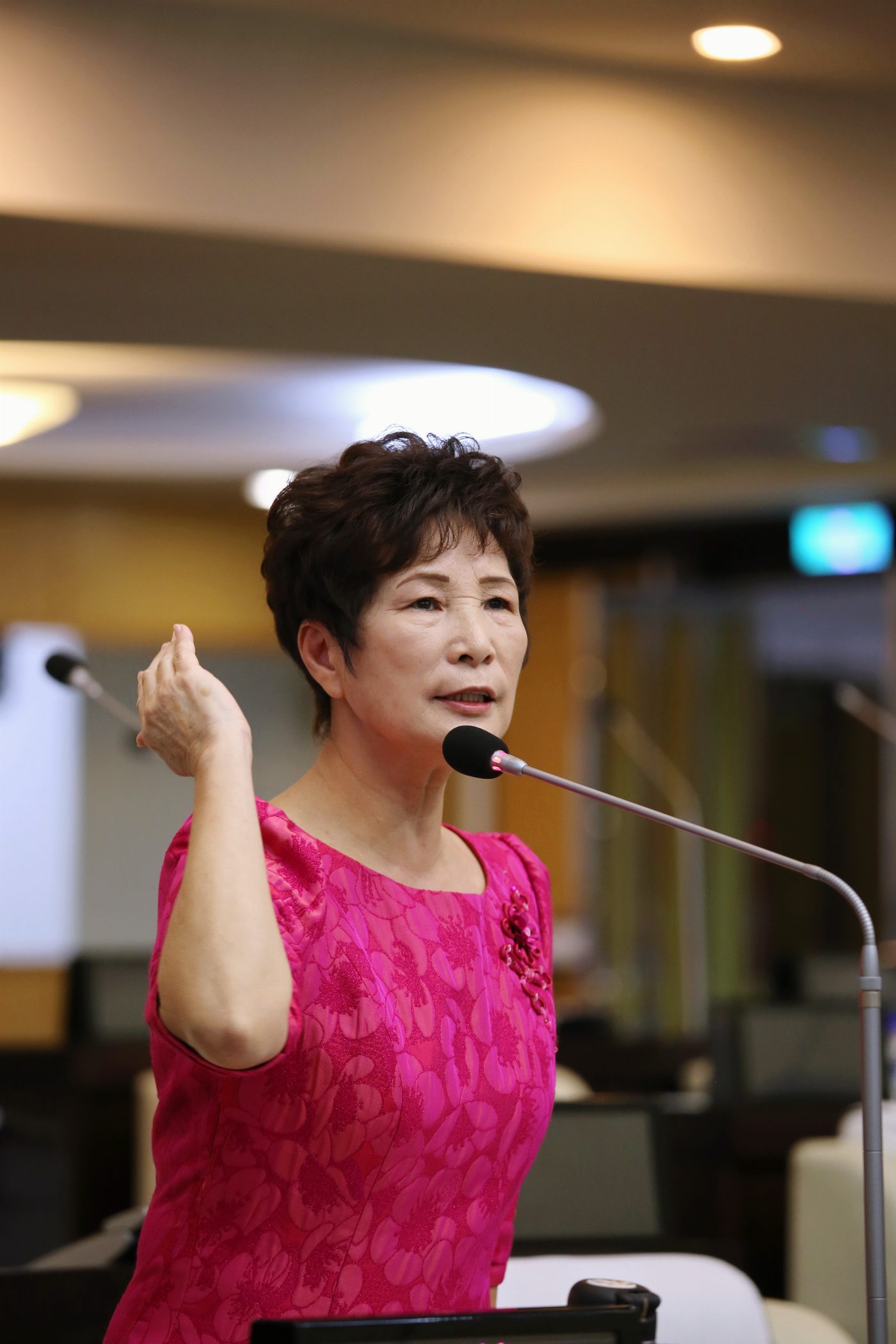 市議員杜素吟要求市長增編預算查緝萊豬   