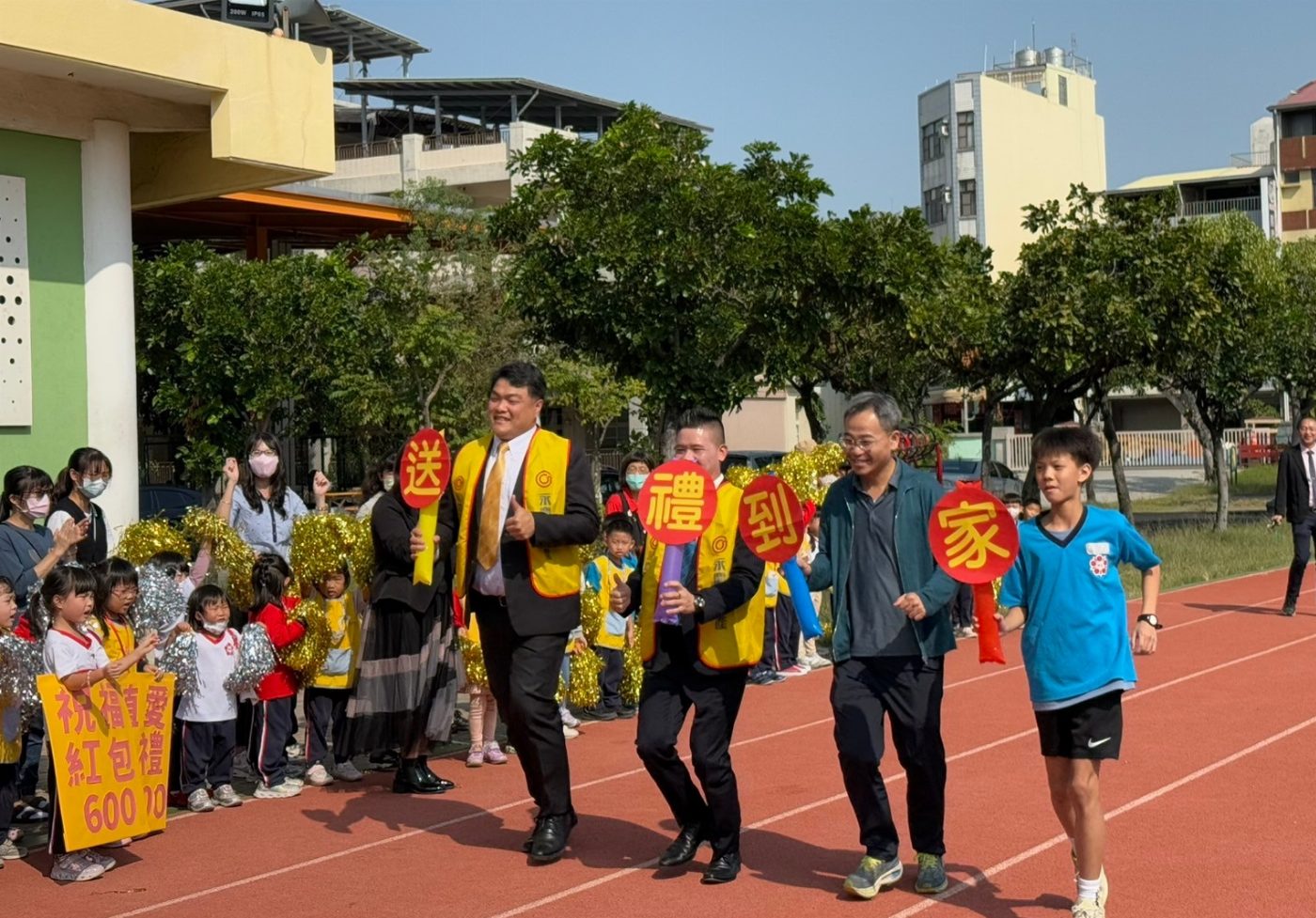 創世助弱勢過好年 永慶不動產暖心接力