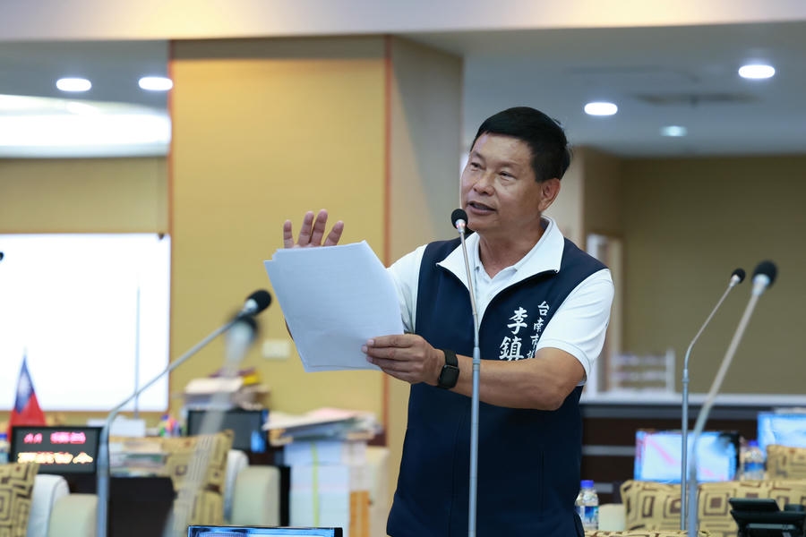 市議員李鎮國質疑學甲多功能動保園區建造經費高  黃偉哲暗批『偽善』造成的