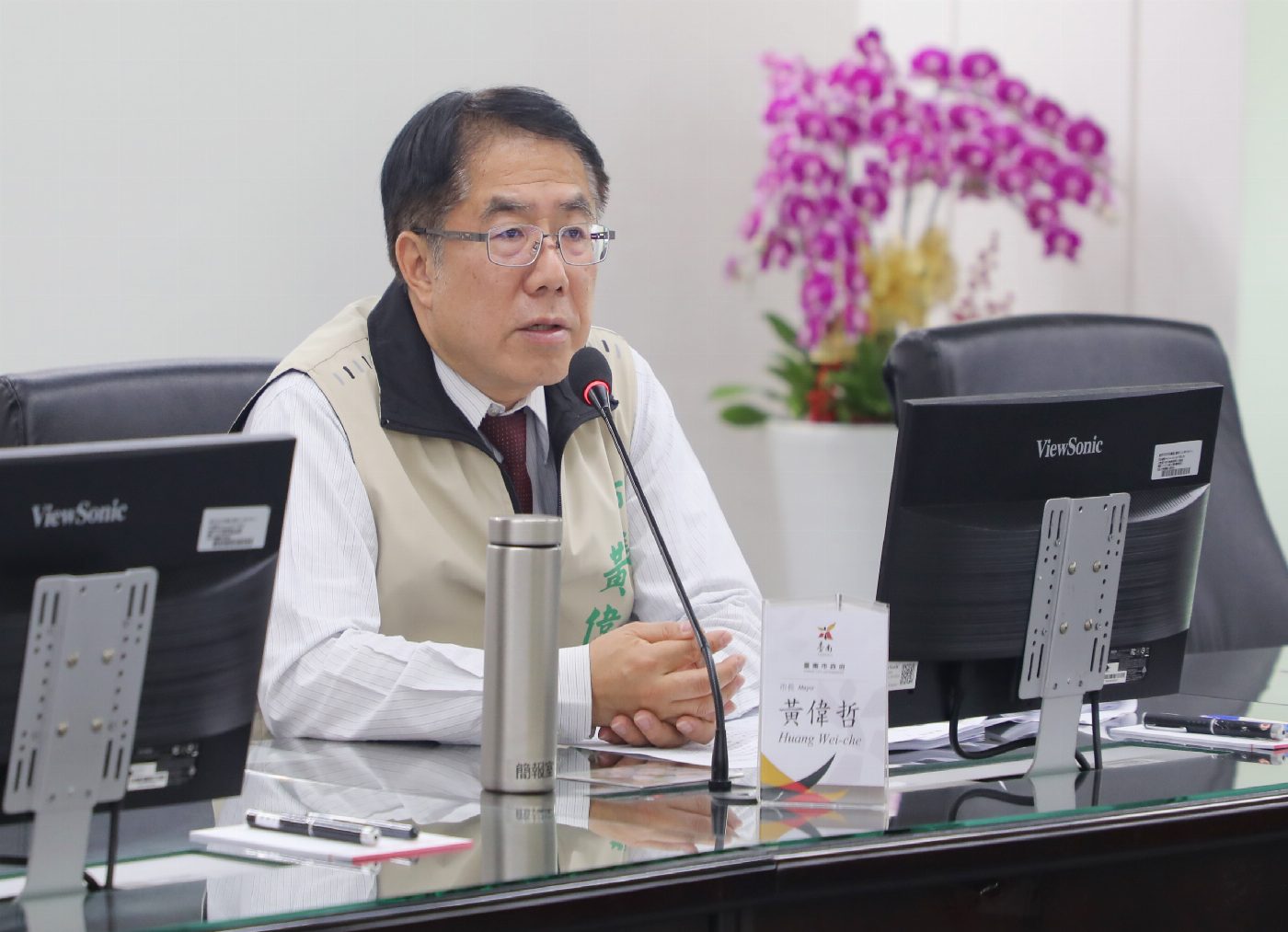 黃偉哲怒斥「竹篙鬥菜刀」！指責中央捷運補助"重南輕北"論述