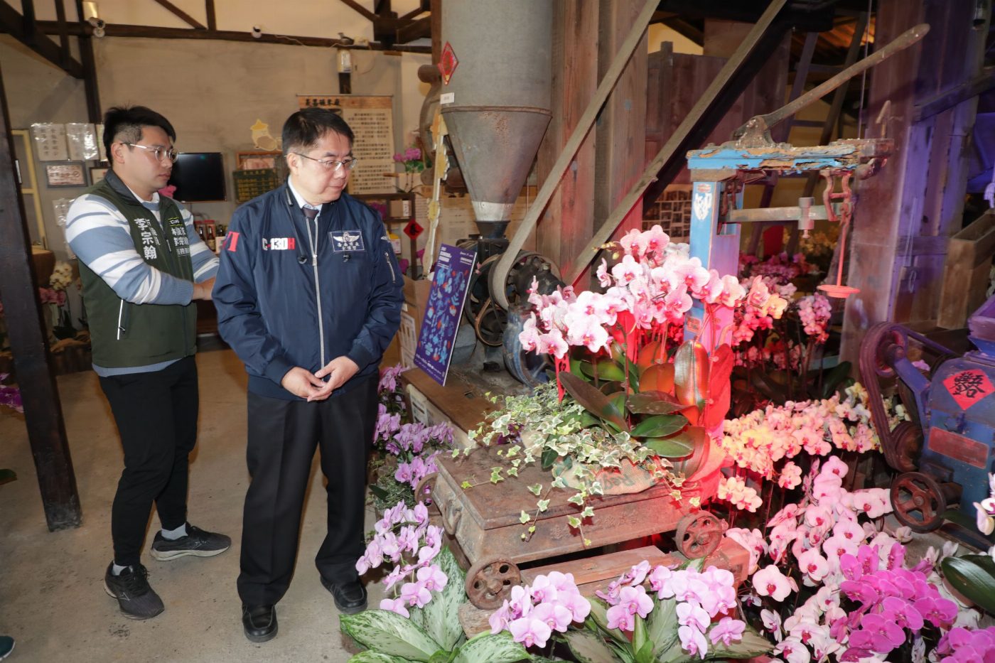 串聯農村文化臺南後壁百年碾米廠化身創意蘭花展場　黃偉哲歡迎民眾前來賞花走春
