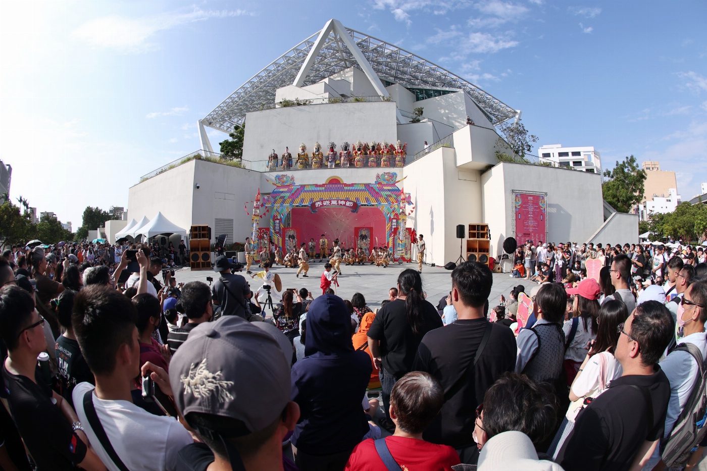 2024台灣設計展開展首日　吸引超過30萬人次  全市多場活動同時起跑 沈浸在文化浪潮中的臺南秋天