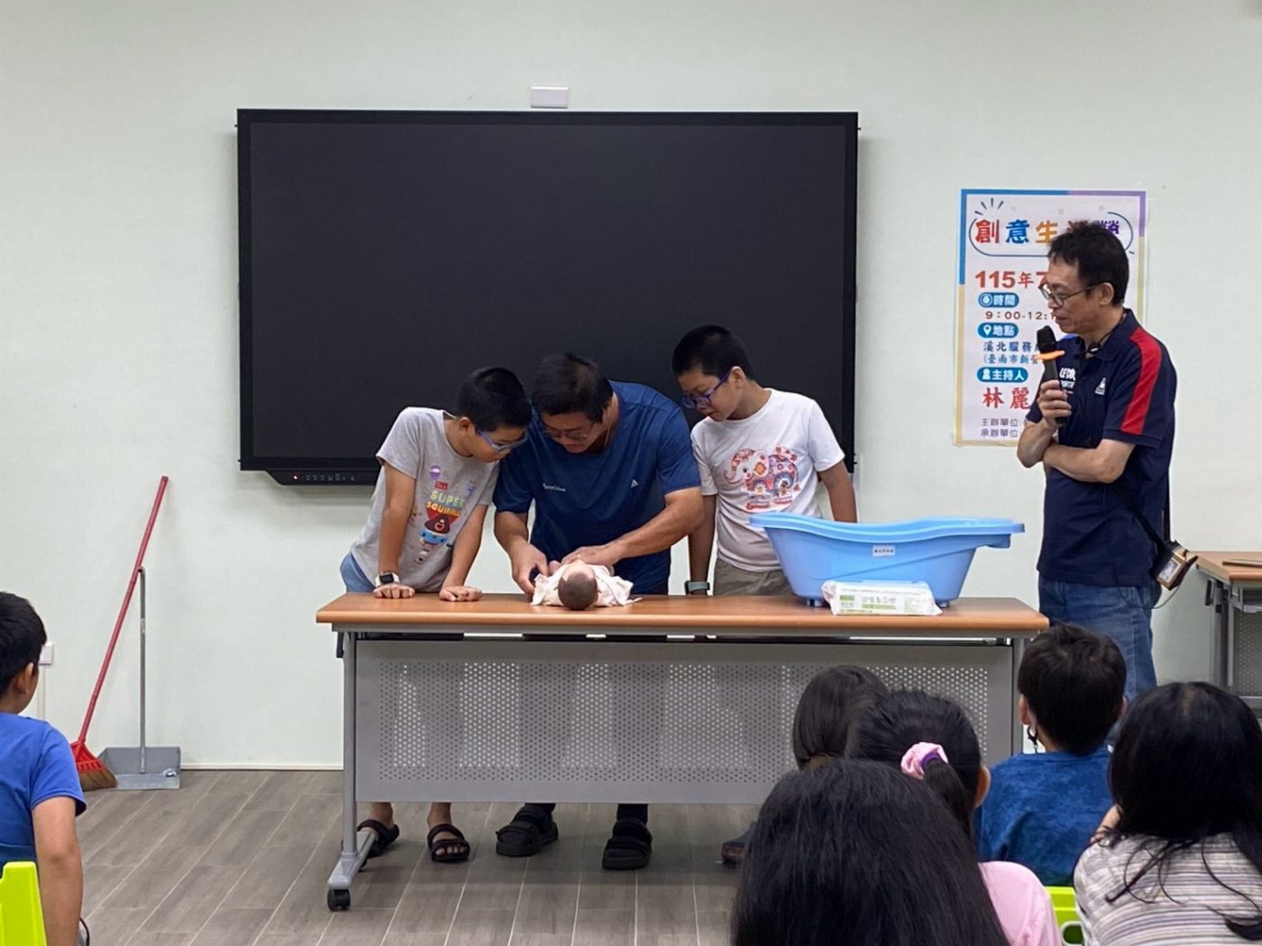 家務體驗學感恩 親子共築幸福家庭!南市家庭教育中心「創意生活營」溫馨翻轉親子日常