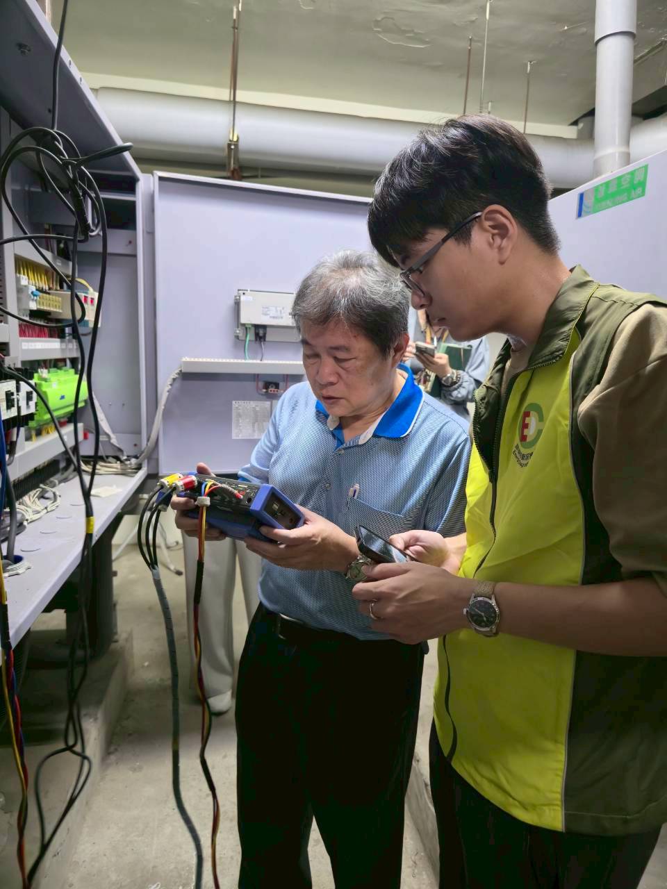 綠能神隊友！崑山科大電機系EDC攜手台南市衛生局節電、拚淨零