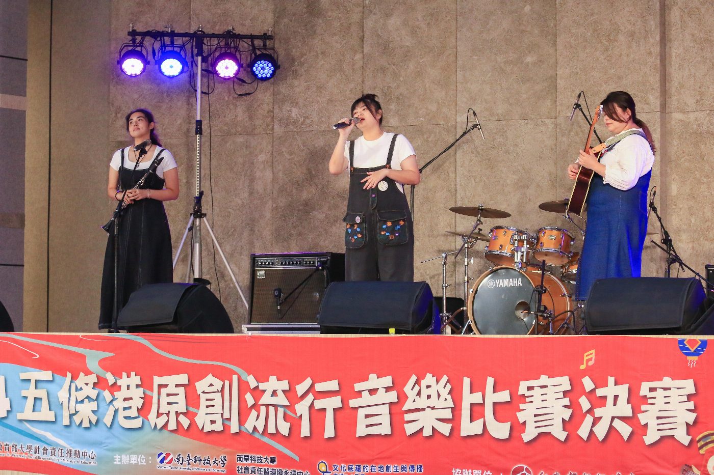 南臺科大文化底蘊USR計畫為拓展五條港文化 以原創流行音樂決賽與黑膠音樂揭開神農街夏季音樂會序幕