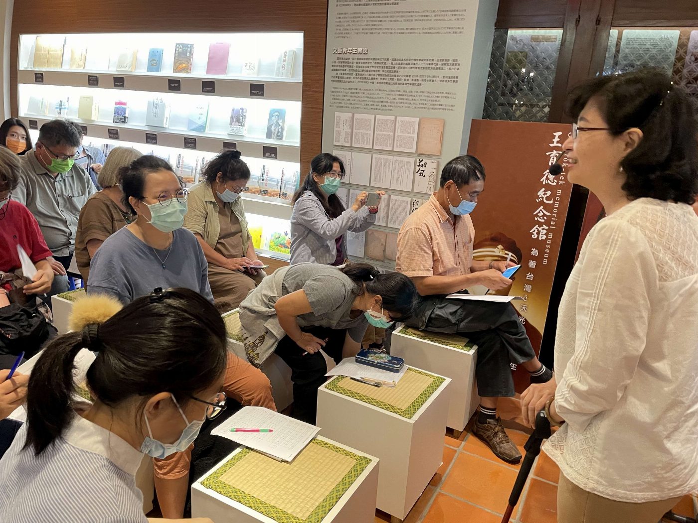 暗時來讀冊　第一次學臺灣話俗諺就上手