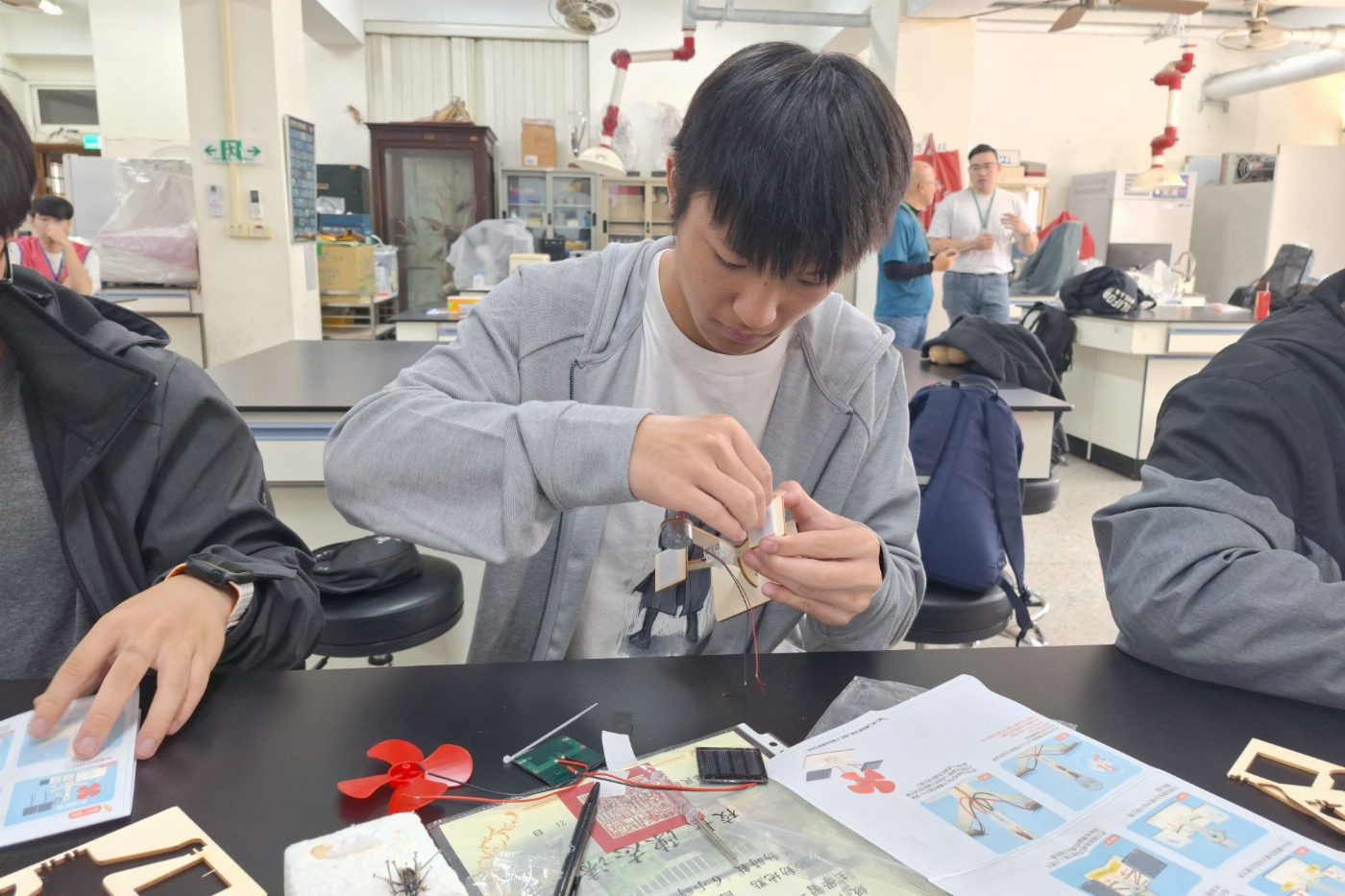 南大跨域特色實作課程 開放高中生提前探索學習