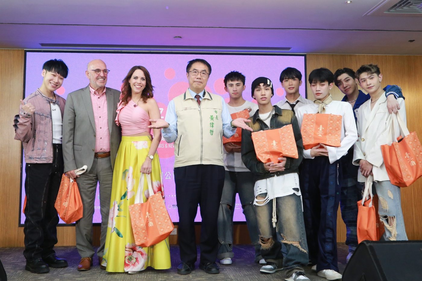 「2024台南好Young」耶誕跨年第2波卡司公布  ，包含韓流女神金世正、南韓新生代男團VERIVERY、香港超人氣歌手Tyson Yoshi等國際藝人