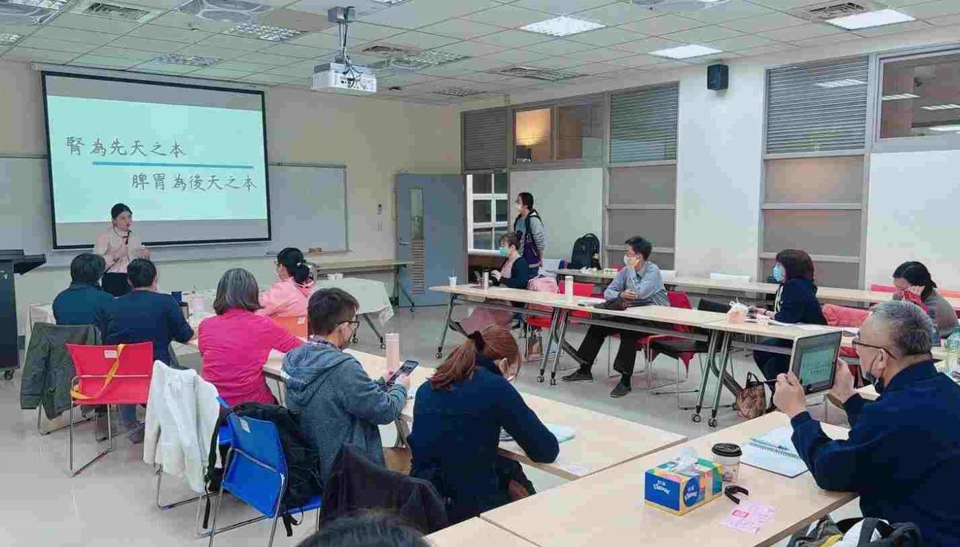 崑山科大樂活學程開設藥膳備餐設計班 滋補料理讓銀髮族「食」在好幸福