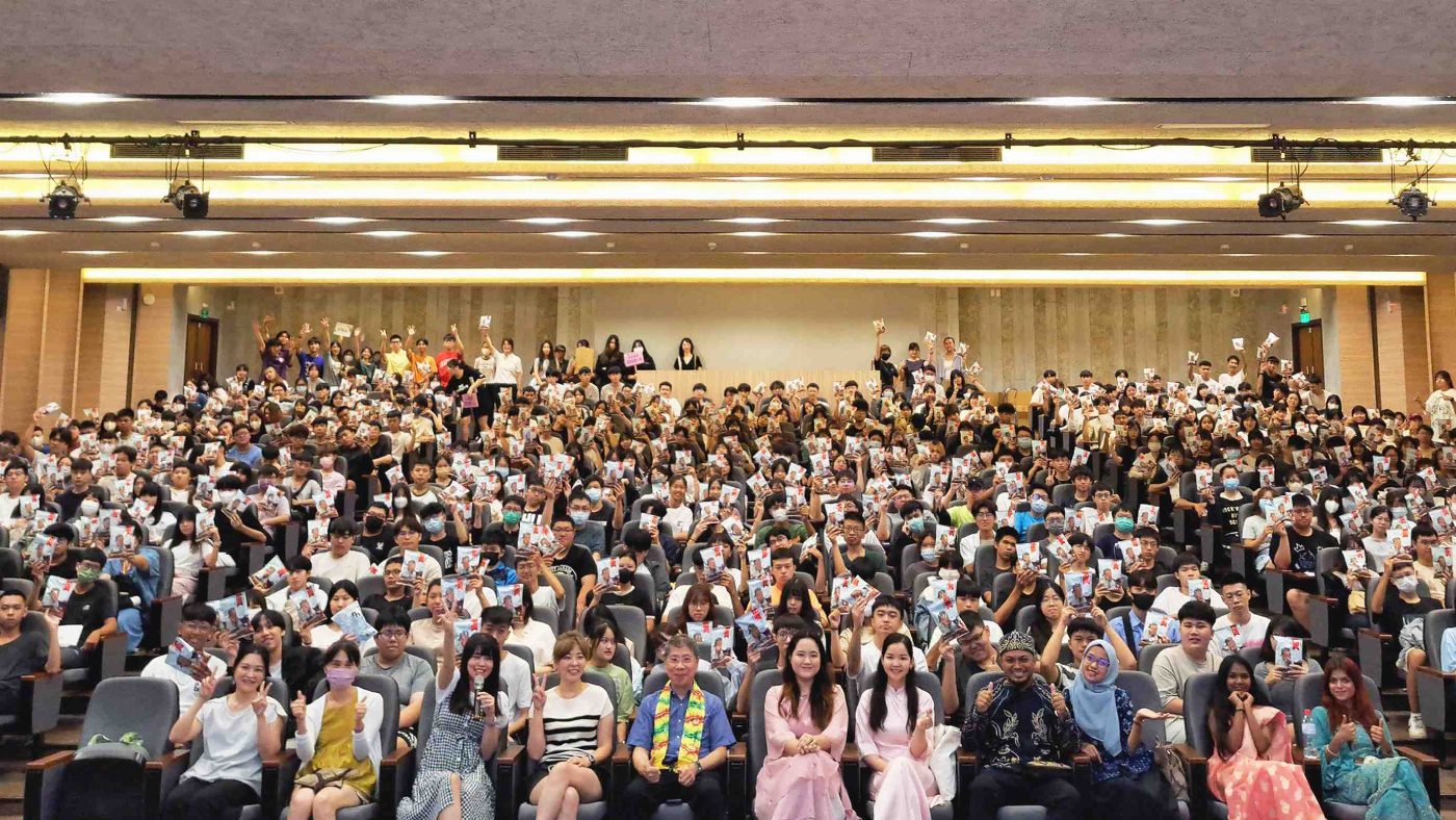 南臺科大商管學院新生訓練:掌握AI應用 拓展國際視野 迎接未來挑戰