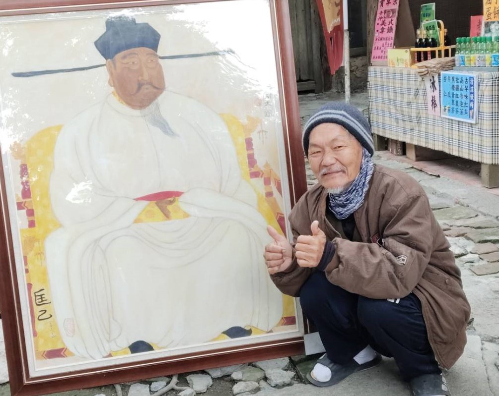 228三天連假遊臺南學甲區老塘湖藝術村 手指畫家匡乙展出最新油畫「宋太祖趙匡胤」