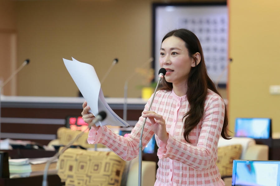 議員曾之婕-東區重大建設只聞樓梯響 要求市長任期內不能擱置